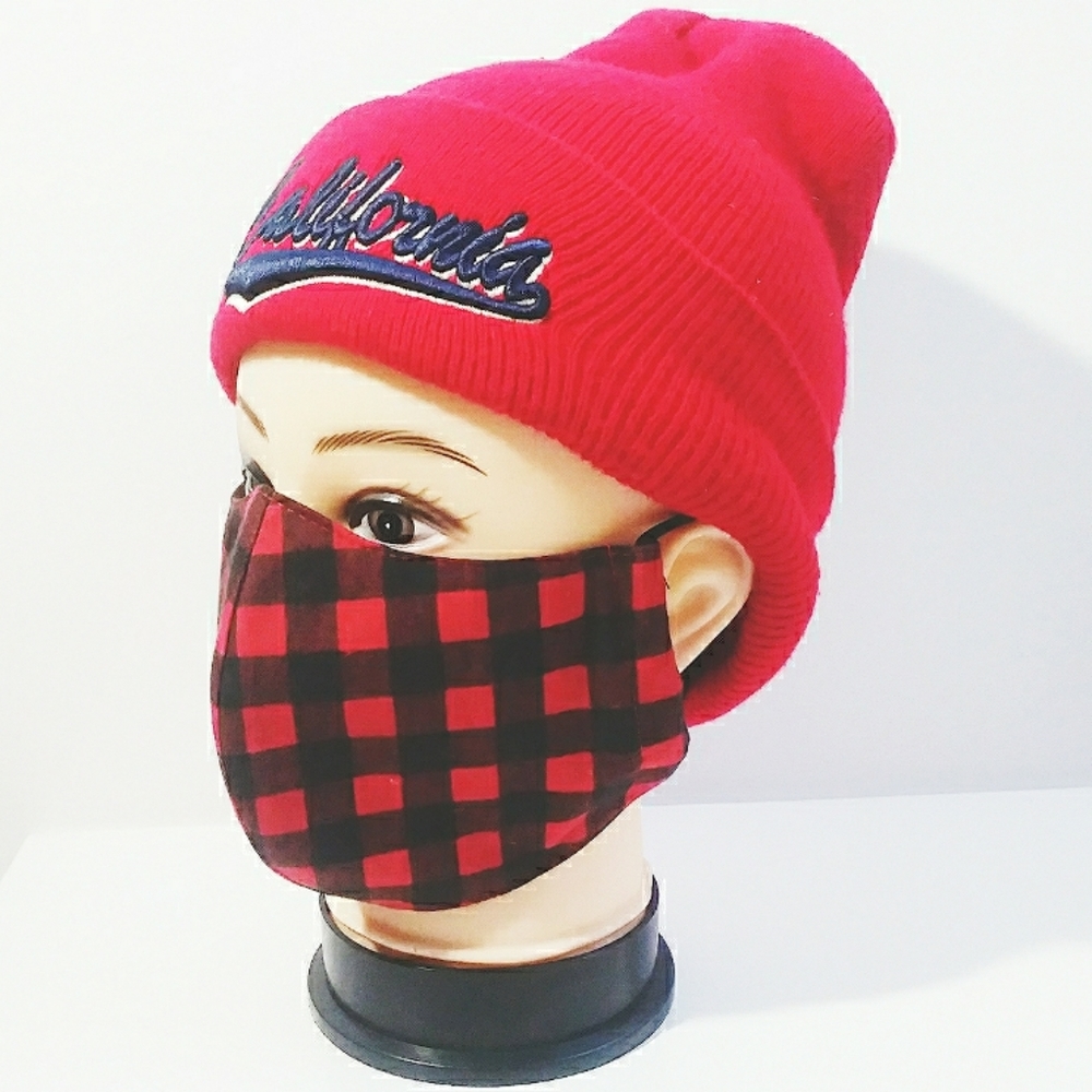 Red & Black Checkered Face Mask - Picture 7 of 8